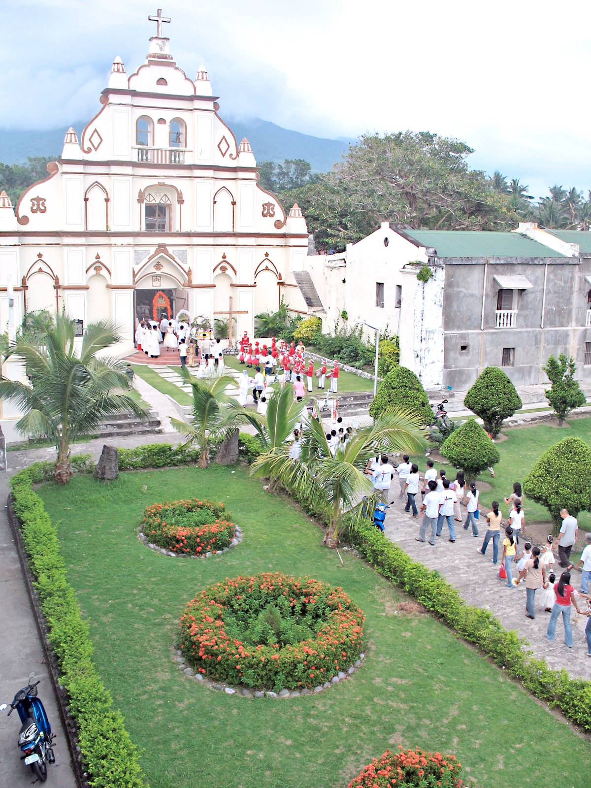 Basco Church-Santacruzan.